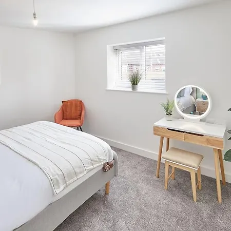 Daire Glenholme - 2 Bedroom - 3 *